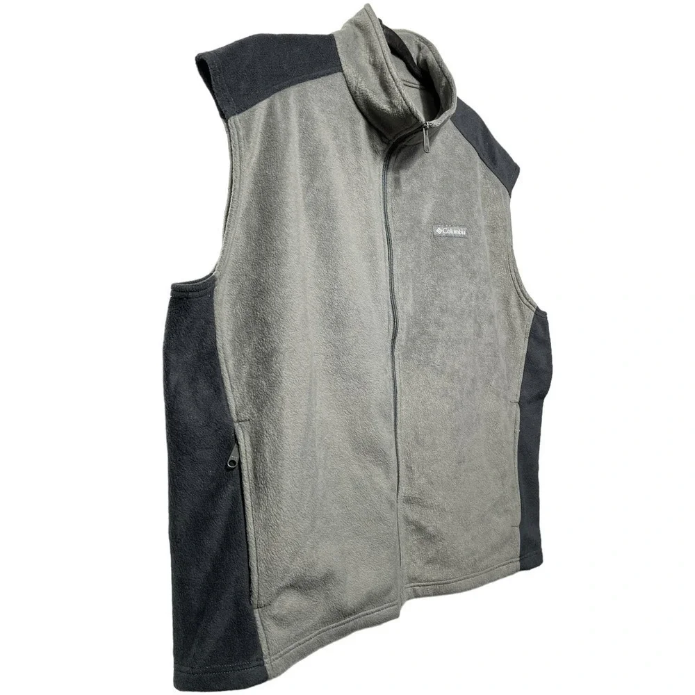 Columbia Men’s Steens Mountain Fleece Vest / S- XXL